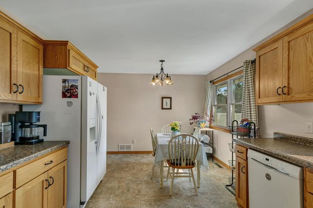 916 River Avenue S, Sauk Rapids, MN 56379