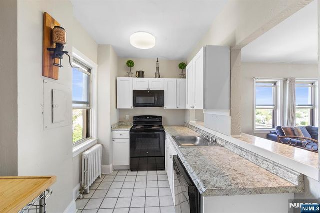 400 Deal Lake Drive 7H, Asbury Park, NJ 07712