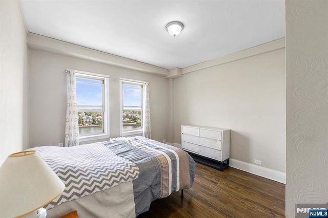 400 Deal Lake Drive 7H, Asbury Park, NJ 07712