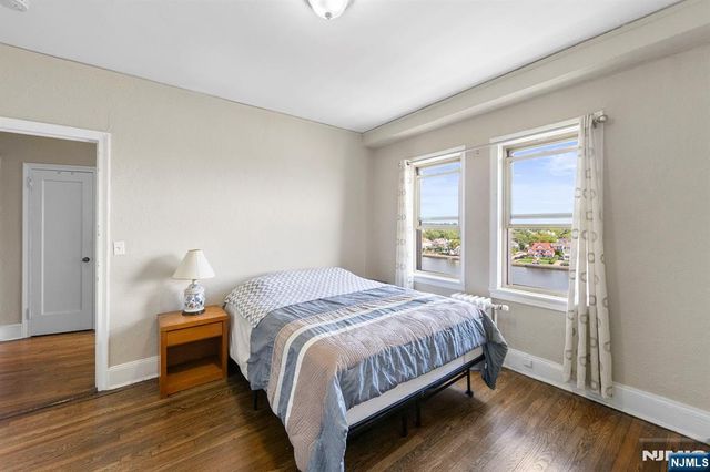 400 Deal Lake Drive 7H, Asbury Park, NJ 07712