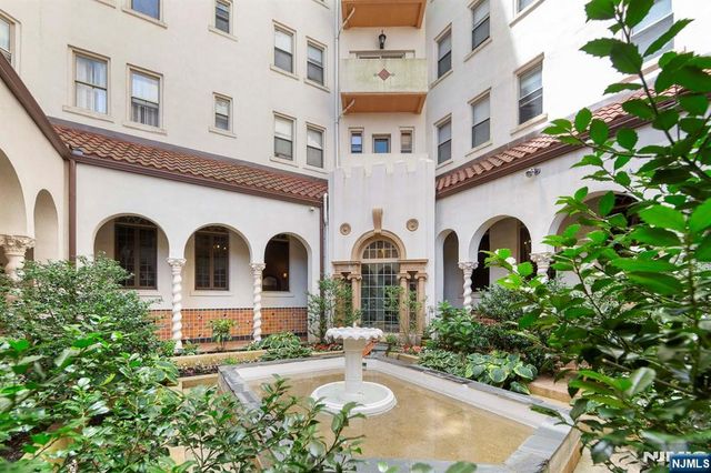 400 Deal Lake Drive 7H, Asbury Park, NJ 07712
