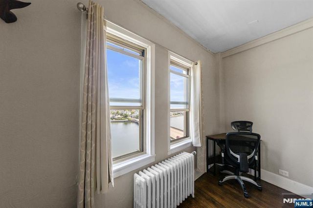 400 Deal Lake Drive 7H, Asbury Park, NJ 07712
