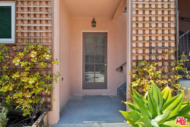 9221 Alcott Street 4, Los Angeles, CA 90035