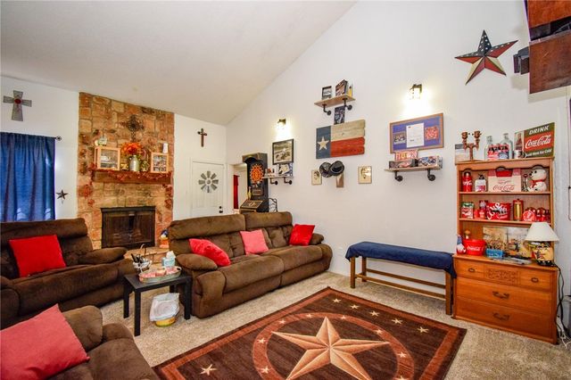 921 Red Poll Cir, Corpus Christi, TX 78418