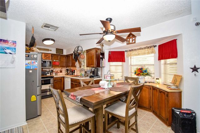 921 Red Poll Cir, Corpus Christi, TX 78418