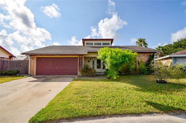 921 Red Poll Cir, Corpus Christi, TX 78418