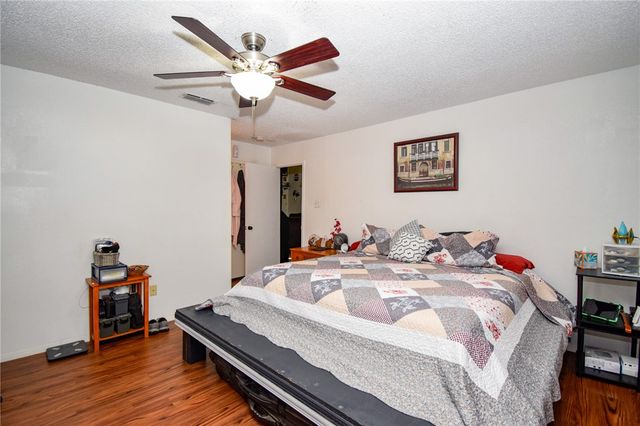 921 Red Poll Cir, Corpus Christi, TX 78418