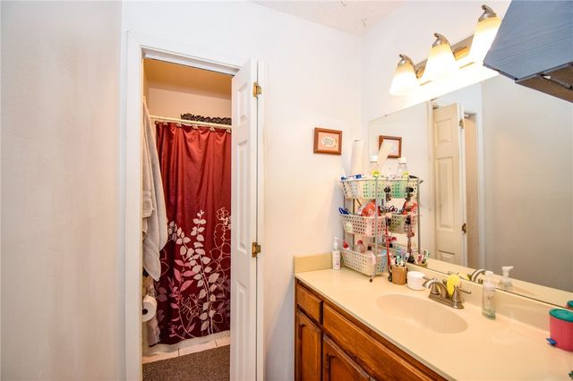 921 Red Poll Cir, Corpus Christi, TX 78418