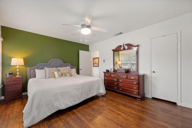 4001 Trail Lake Drive, Fort Worth, TX 76109