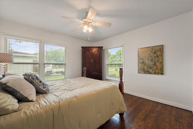 4001 Trail Lake Drive, Fort Worth, TX 76109