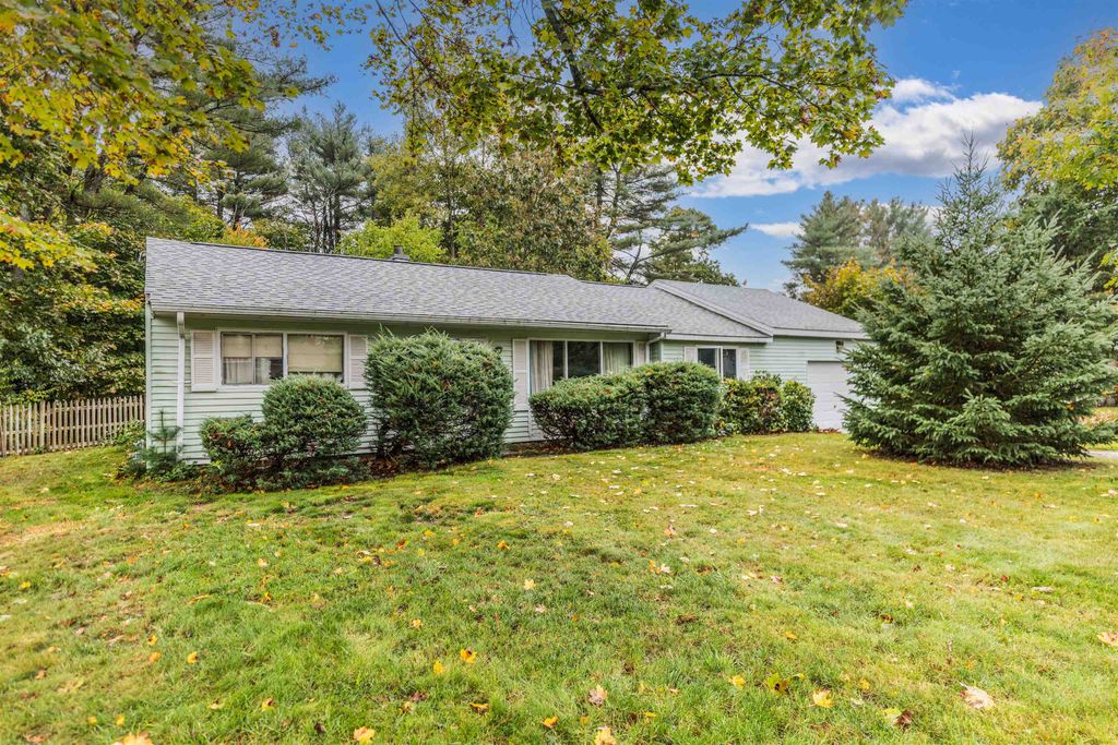 Image 1 of property listing at 40 Leavitt Road, Hampton, NH 03842