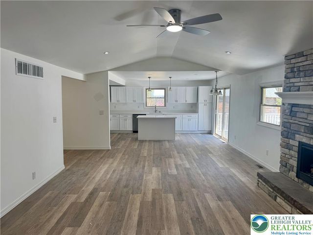 52 Tanglewood Drive, Penn Forest Twp, PA 18210