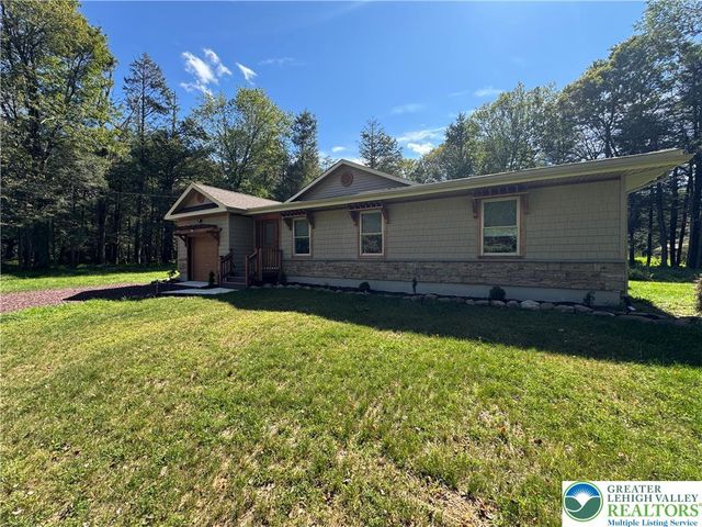 52 Tanglewood Drive, Penn Forest Twp, PA 18210