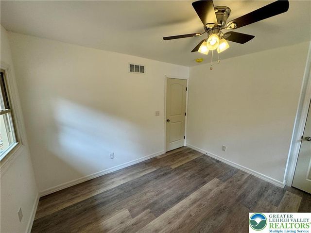 52 Tanglewood Drive, Penn Forest Twp, PA 18210