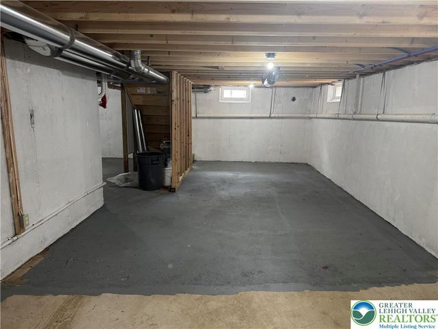 52 Tanglewood Drive, Penn Forest Twp, PA 18210