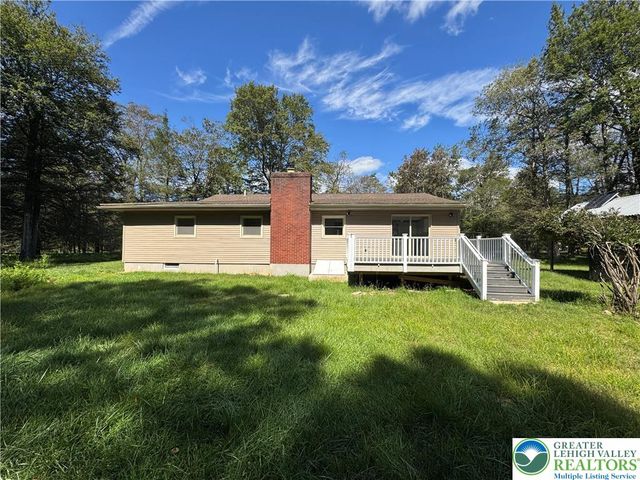 52 Tanglewood Drive, Penn Forest Twp, PA 18210