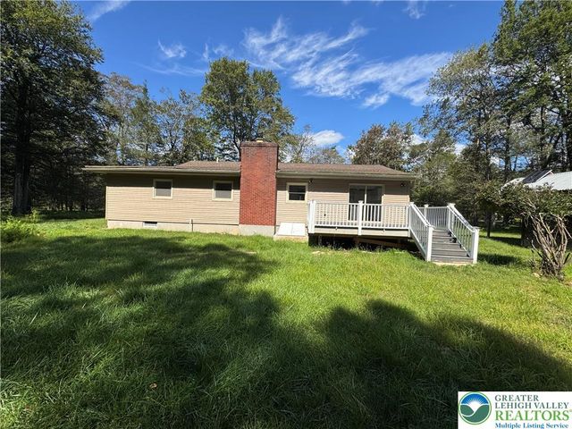 52 Tanglewood Drive, Penn Forest Twp, PA 18210