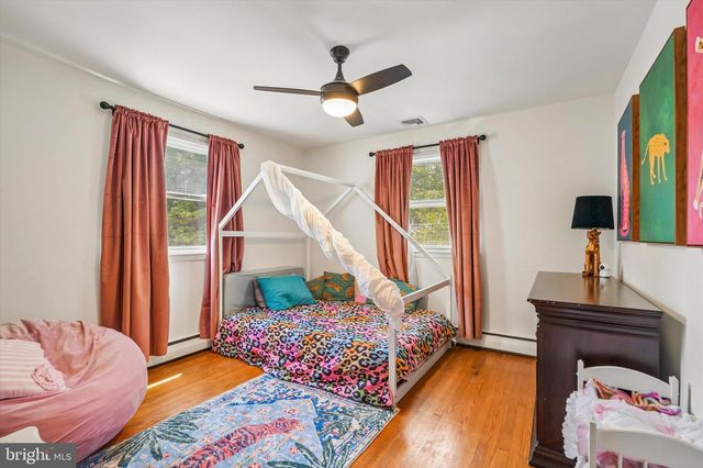 411 DREXEL PL, Swarthmore, PA 19081
