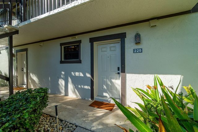 13334 Polo Club Road Apt 224, Wellington, FL 33414