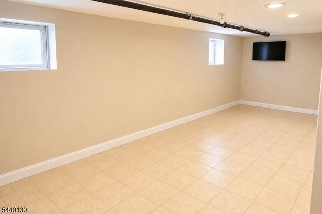 112 Rollinson St, West Orange Twp., NJ 07052