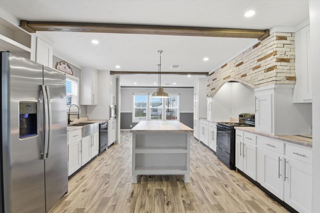 12245 County Road 37495, Cleveland, TX 77327