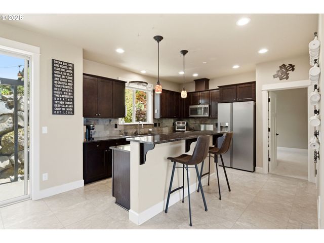 11846 Se WATERLEAF Dr, Happy Valley, OR 97086