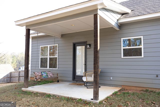 1057 County Road 553, Valley, AL 36854