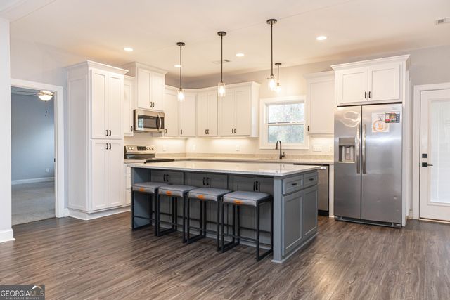 1057 County Road 553, Valley, AL 36854