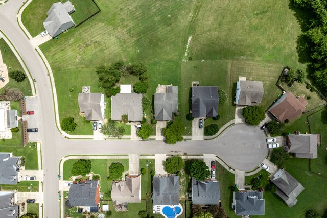 2005 McCrory Pl, Spring Hill, TN 37174