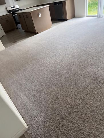 6693 E Nevada Avenue, Fresno, CA 93727