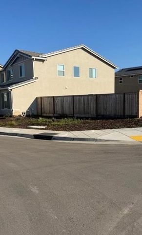 6693 E Nevada Avenue, Fresno, CA 93727