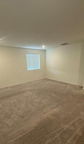 6693 E Nevada Avenue, Fresno, CA 93727