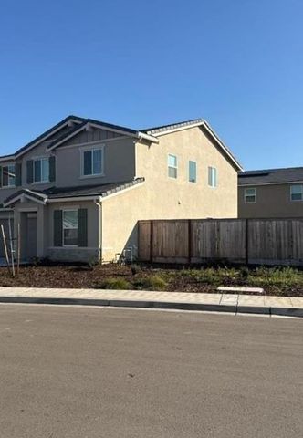 6693 E Nevada Avenue, Fresno, CA 93727