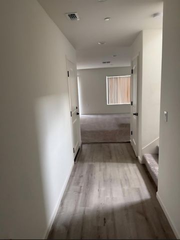 6693 E Nevada Avenue, Fresno, CA 93727