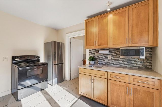 415 Figueroa Street, Monterey, CA 93940