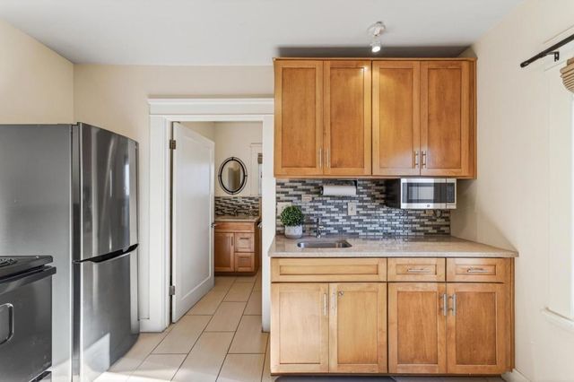 415 Figueroa Street, Monterey, CA 93940