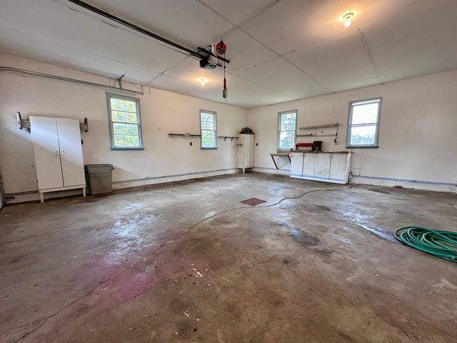 705 W Commercial Street, Lyndon, IL 61261