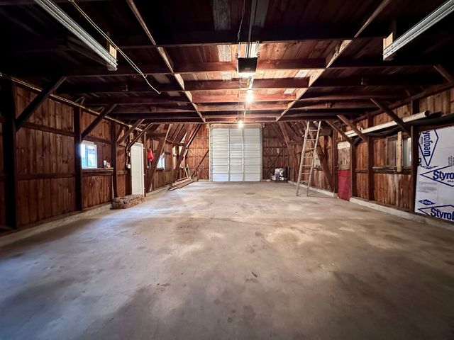 705 W Commercial Street, Lyndon, IL 61261