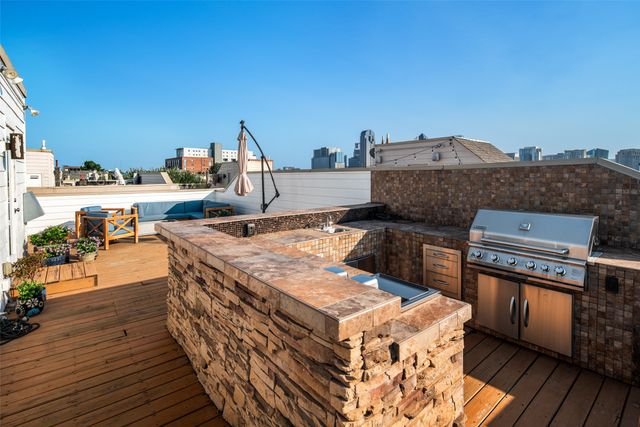 2411 N Hall Street 38, Dallas, TX 75204