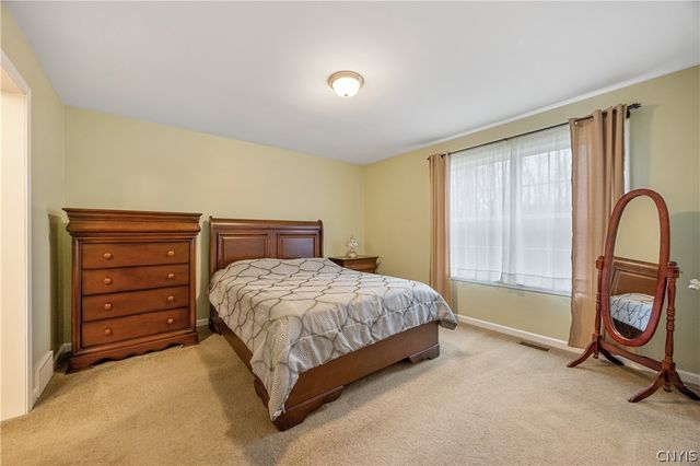 8759 Fergerson Road, Cicero, NY 13039