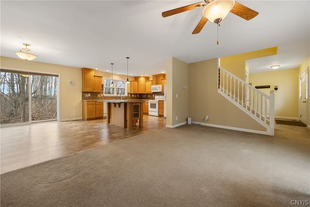 8759 Fergerson Road, Cicero, NY 13039
