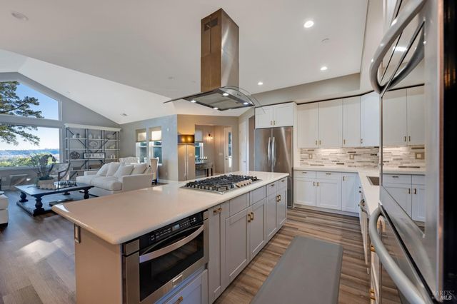 1441 Timberhill Rd, Santa Rosa, CA 95401