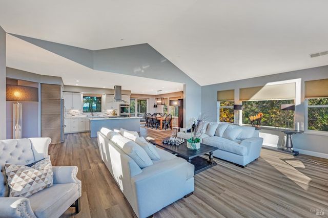 1441 Timberhill Rd, Santa Rosa, CA 95401