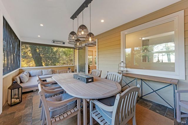 1441 Timberhill Rd, Santa Rosa, CA 95401