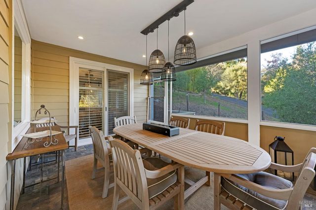 1441 Timberhill Rd, Santa Rosa, CA 95401