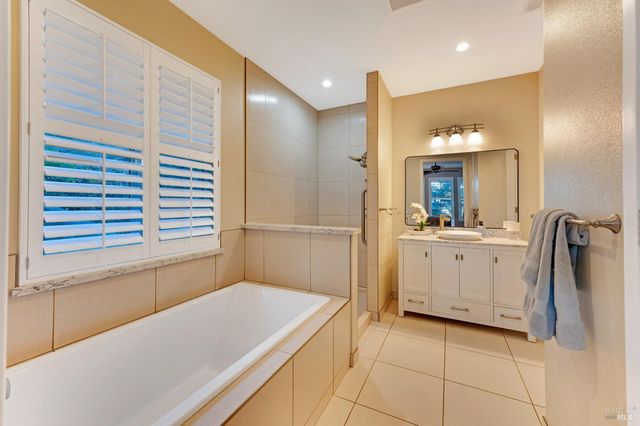 1441 Timberhill Rd, Santa Rosa, CA 95401