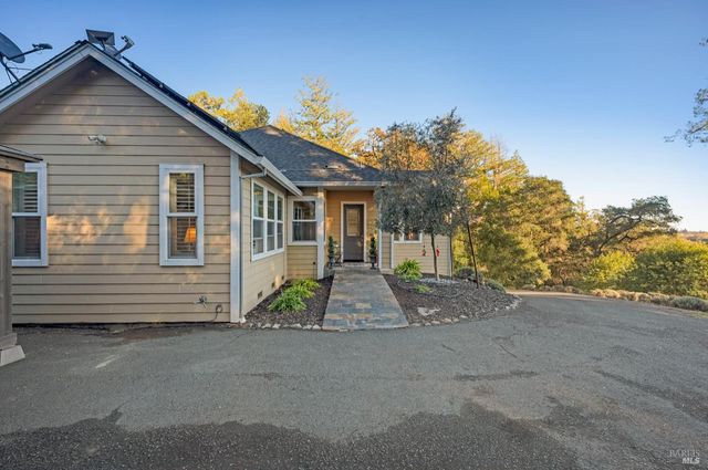 1441 Timberhill Rd, Santa Rosa, CA 95401