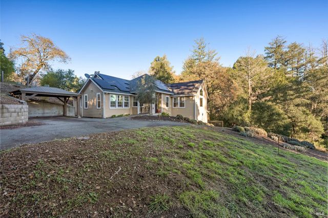 1441 Timberhill Rd, Santa Rosa, CA 95401