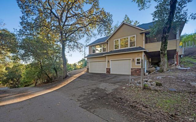 1441 Timberhill Rd, Santa Rosa, CA 95401