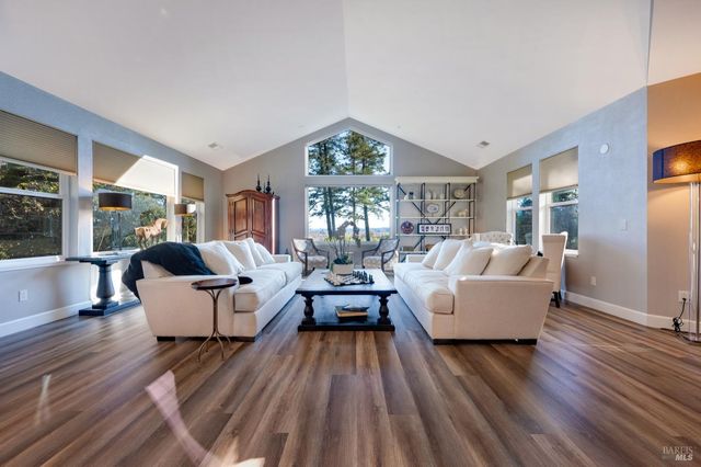 1441 Timberhill Rd, Santa Rosa, CA 95401